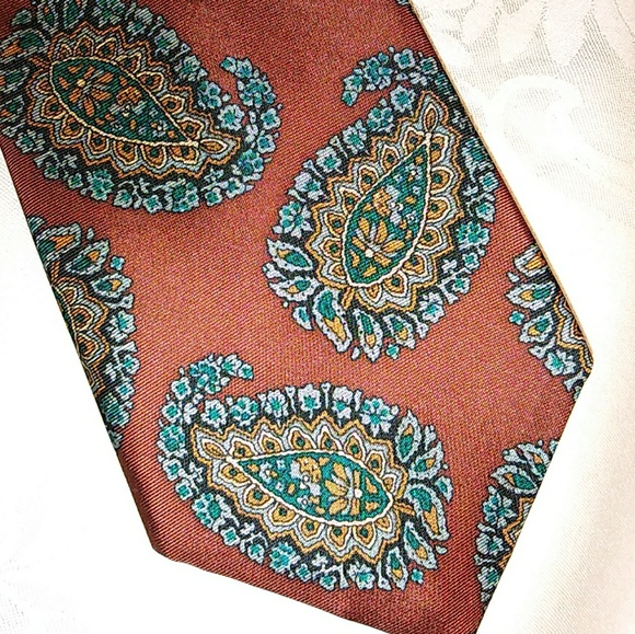 Guy Laroche Other - Silk Tie